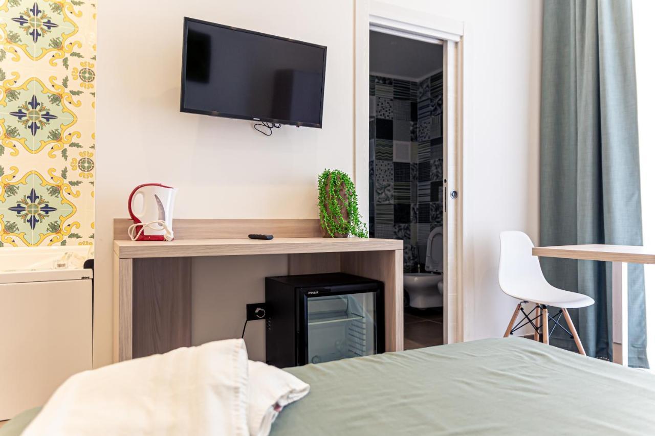 Residenza San Lorenzo เนเปิลส์ ภายนอก รูปภาพ