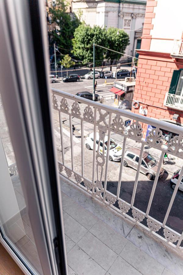 Residenza San Lorenzo เนเปิลส์ ภายนอก รูปภาพ