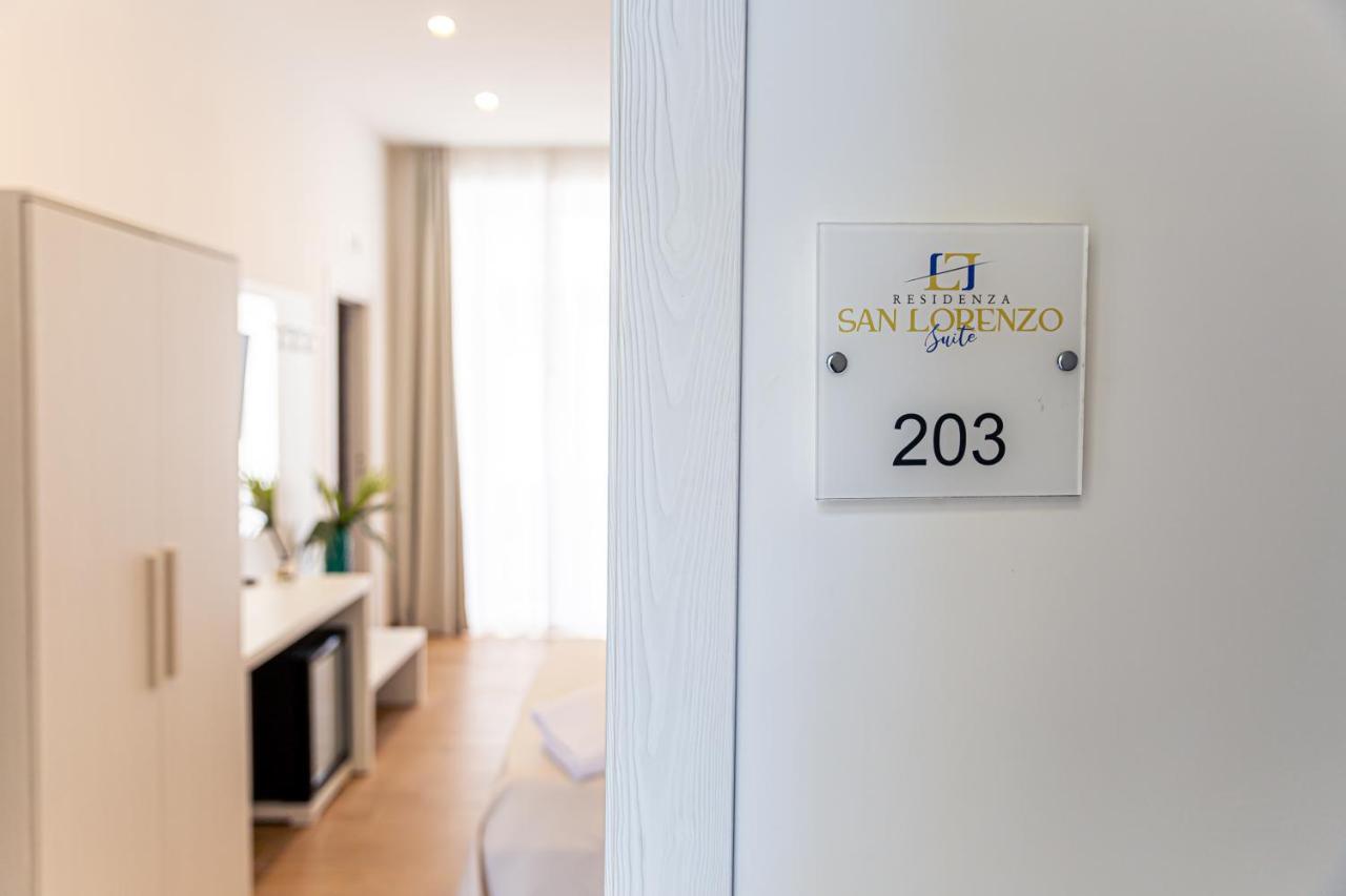 Residenza San Lorenzo เนเปิลส์ ภายนอก รูปภาพ